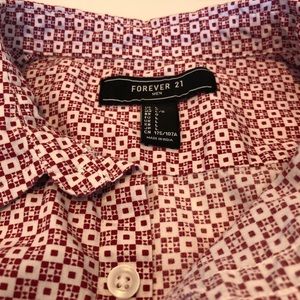 Short sleeve button down collar shirt